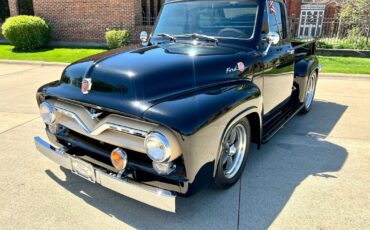 Ford-F-100-1955-Pickup-Truck-1