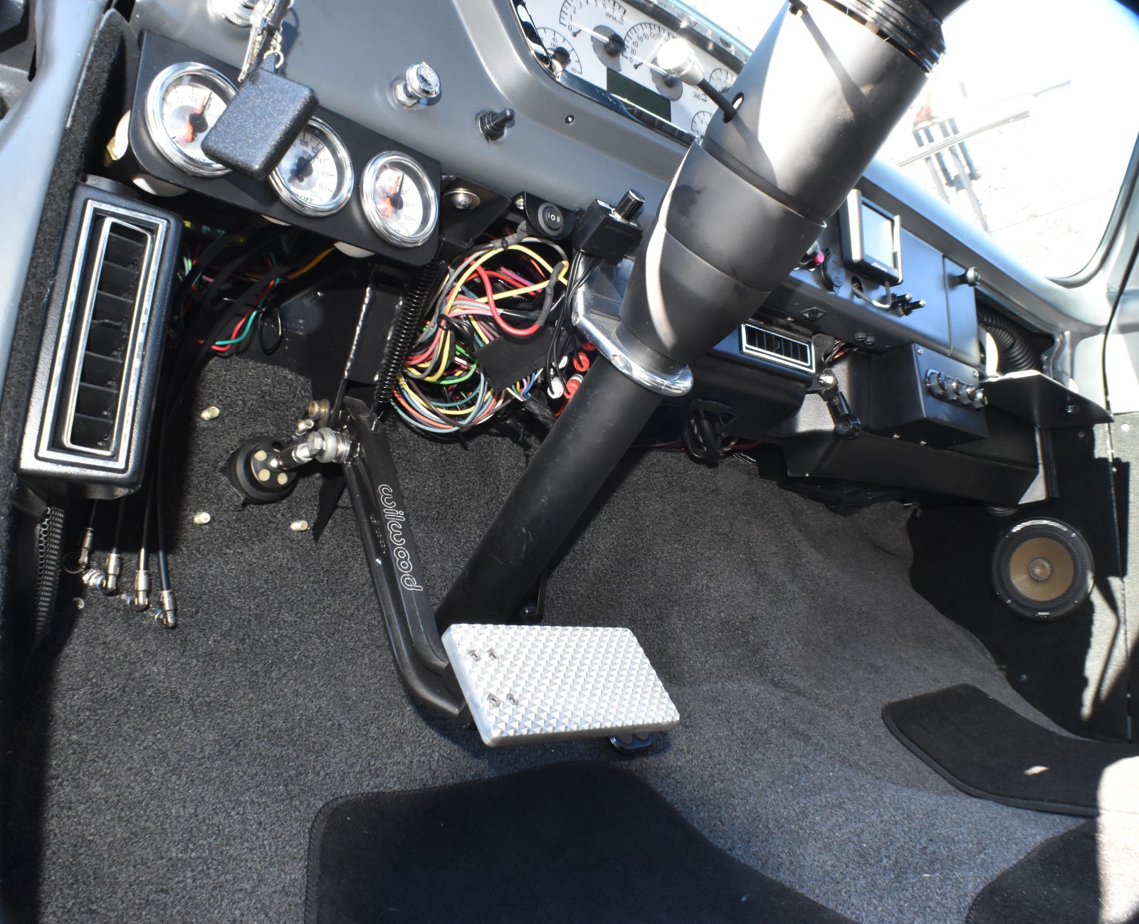 Ford-F-100-1955-Standard-Cab-Pickup-21