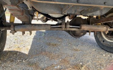 Ford-F-100-1963-Standard-Cab-Pickup-12