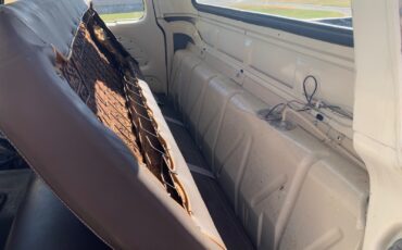 Ford-F-100-1963-Standard-Cab-Pickup-2