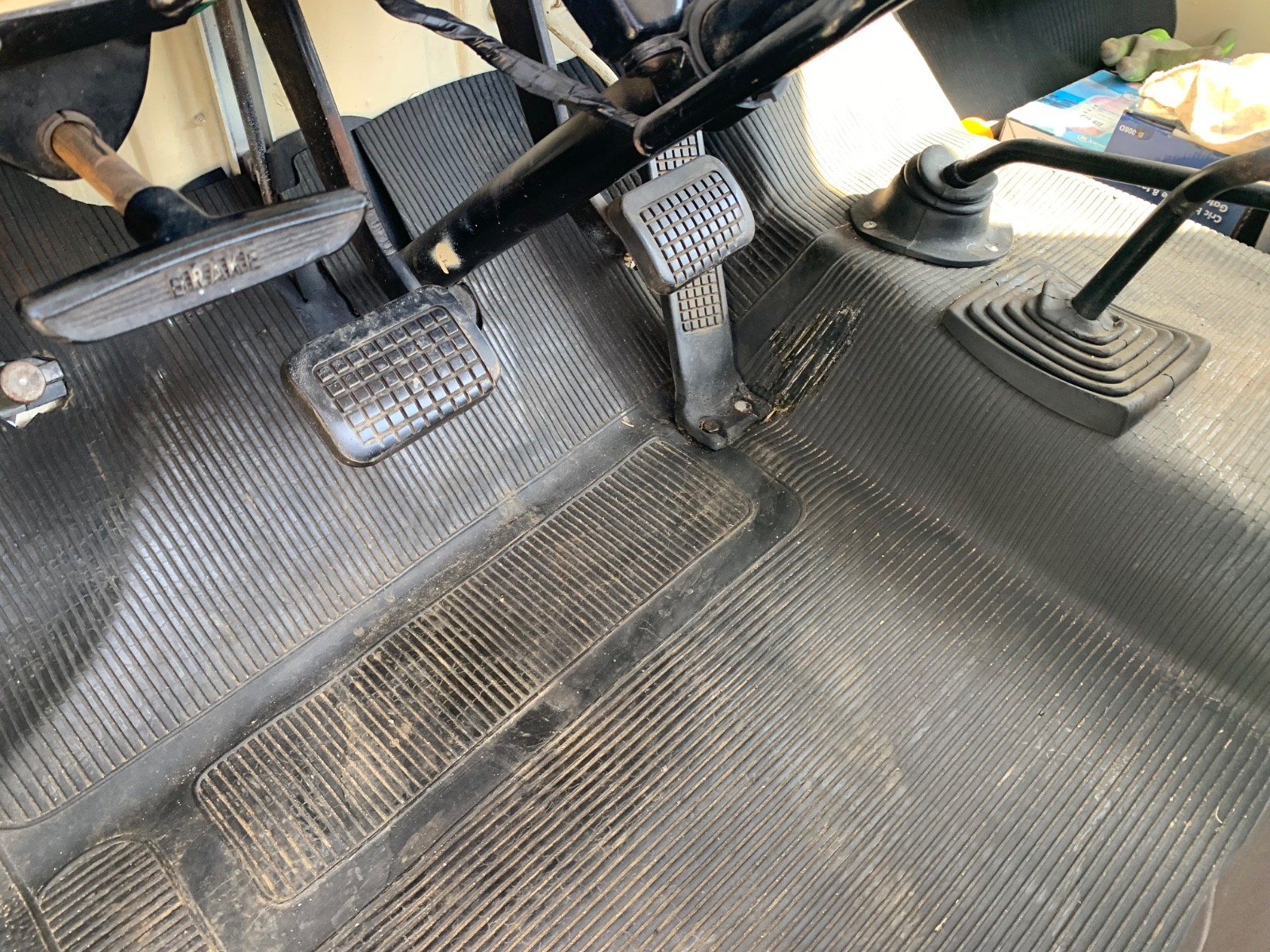 Ford-F-100-1963-Standard-Cab-Pickup-22