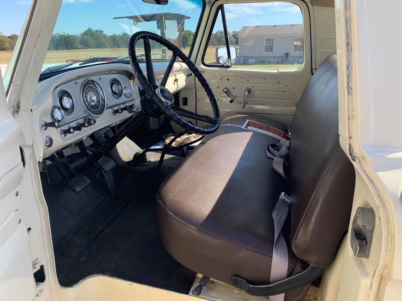 Ford-F-100-1963-Standard-Cab-Pickup-33