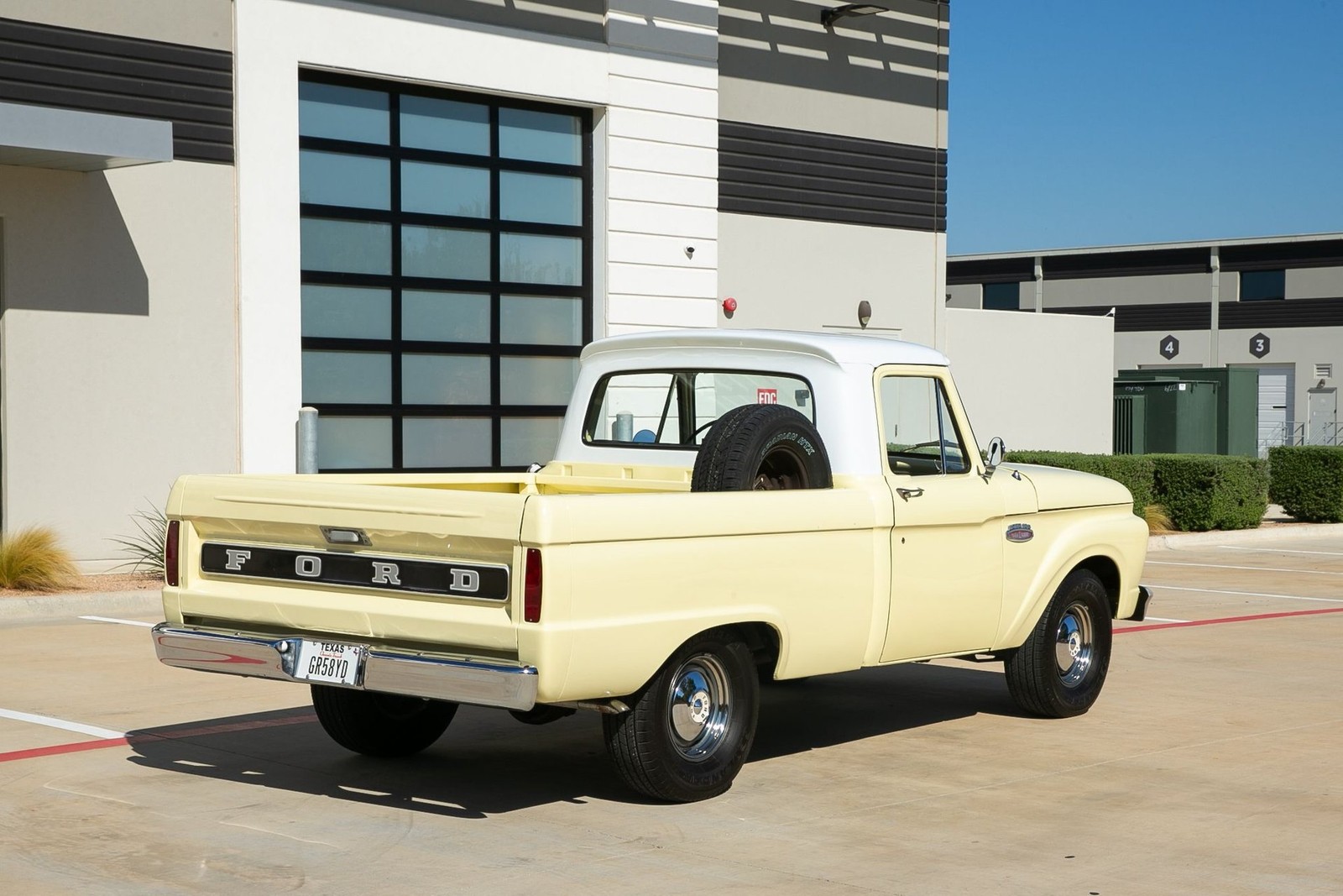 Ford-F-100-1966-Other-13