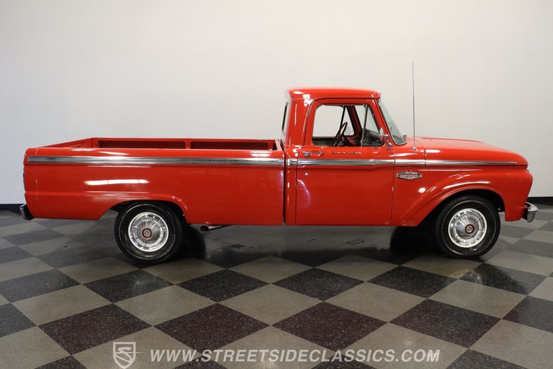 Ford-F-100-1966-Rangoon-Red-Black-14