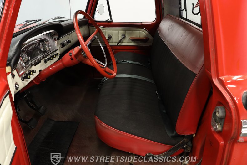 Ford-F-100-1966-Rangoon-Red-Black-32