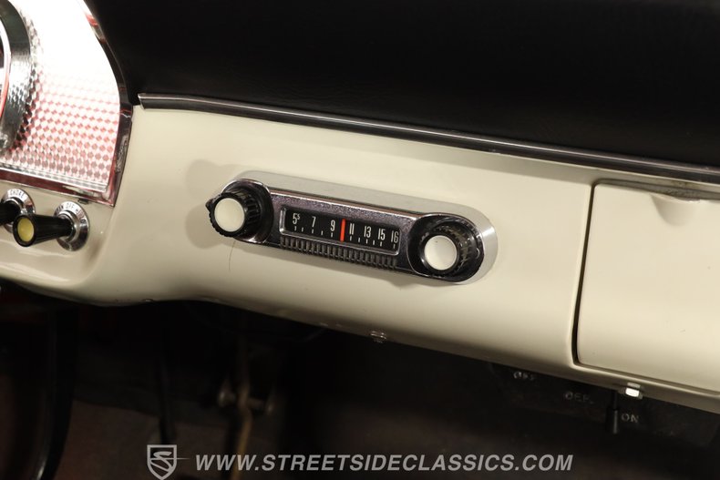 Ford-F-100-1966-Rangoon-Red-Black-36