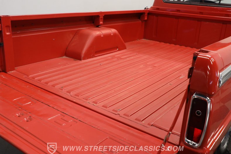 Ford-F-100-1966-Rangoon-Red-Black-46