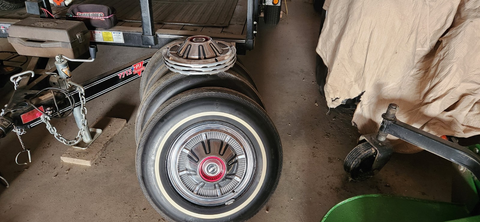 Ford-F-100-1966-Standard-Cab-Pickup-38