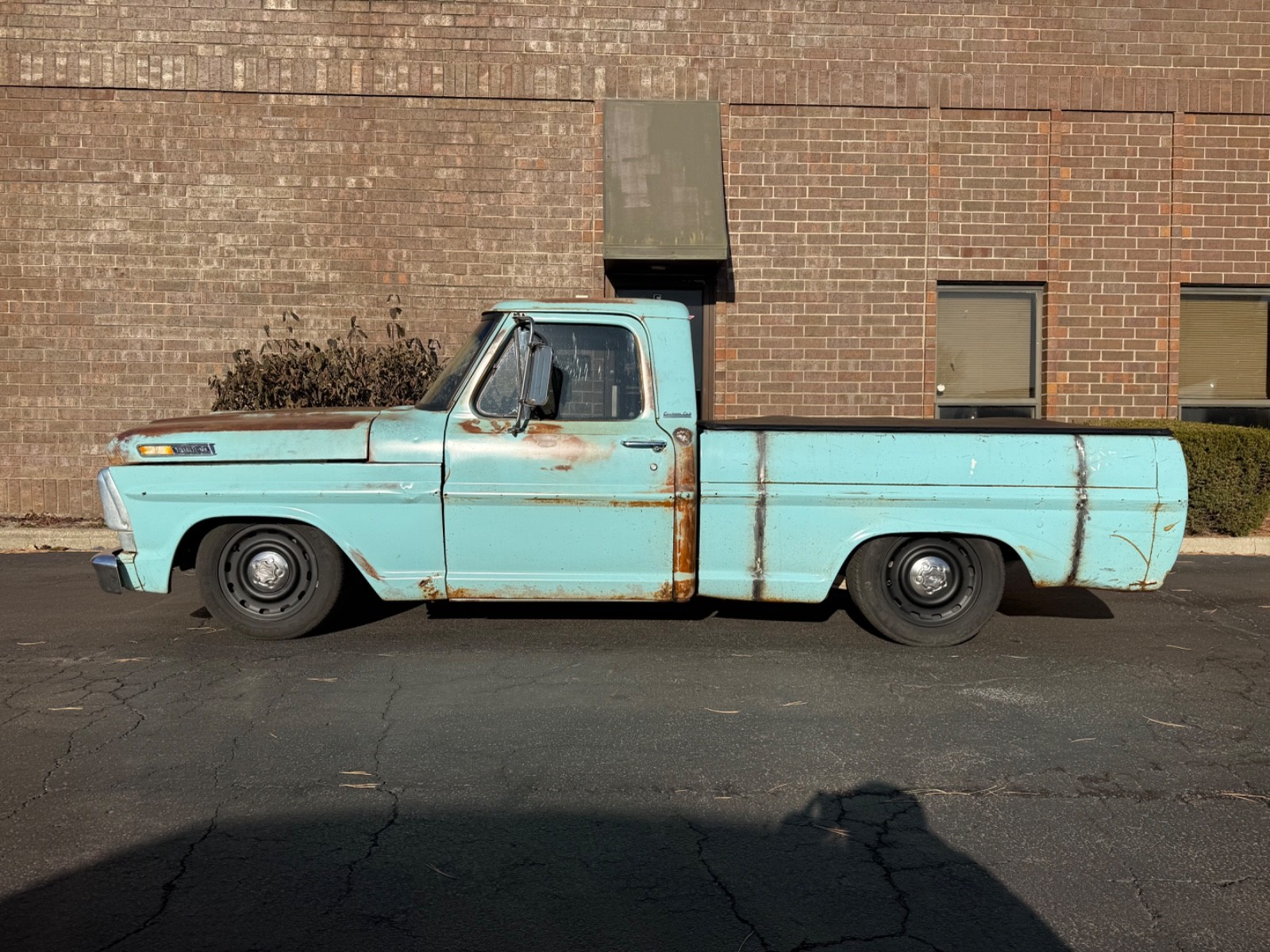 Ford-F-100-1967-2