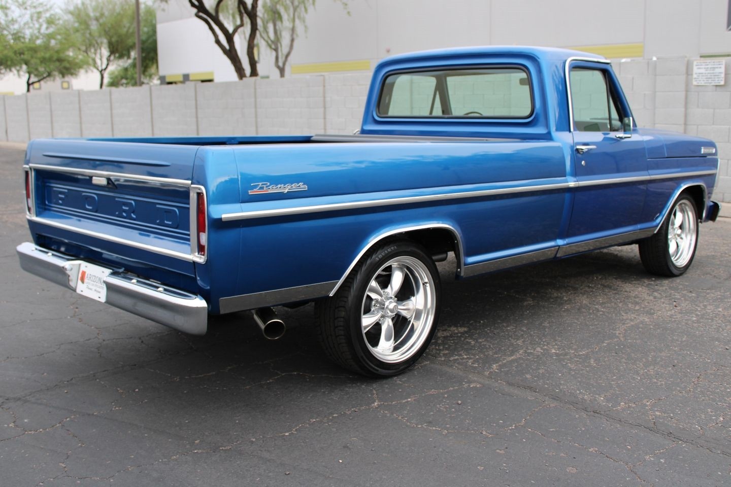 Ford-F-100-1967-Pickup-Truck-20