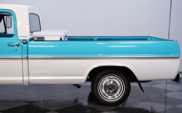 Ford-F-100-1967-Pickup-Truck-22