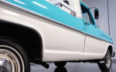 Ford-F-100-1967-Pickup-Truck-25