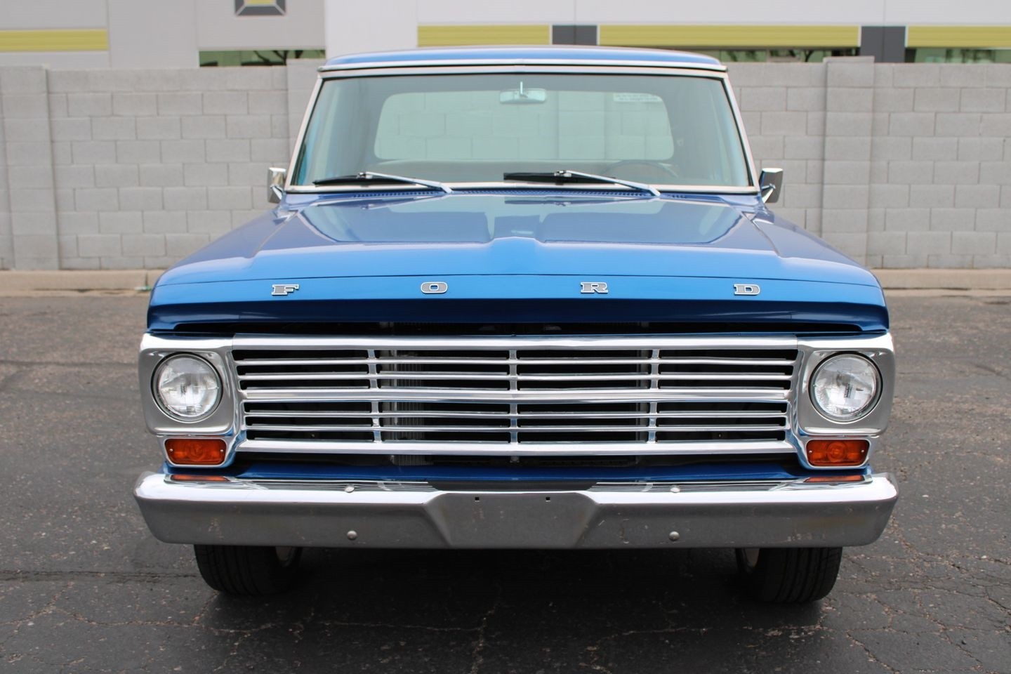 Ford-F-100-1967-Pickup-Truck-8