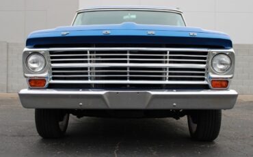 Ford-F-100-1967-Pickup-Truck-9