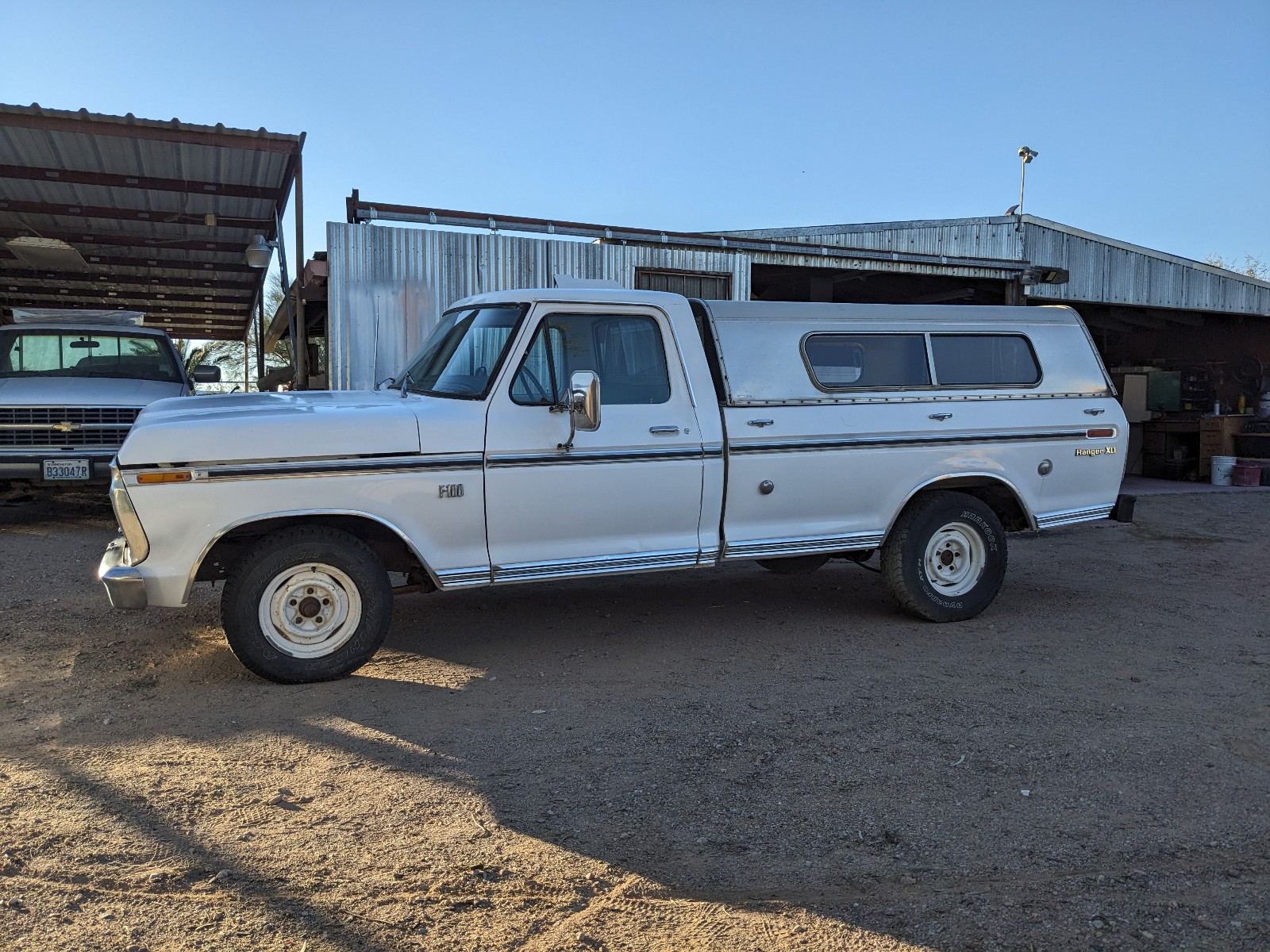 Ford F-100 1973 Standard Cab Pickup