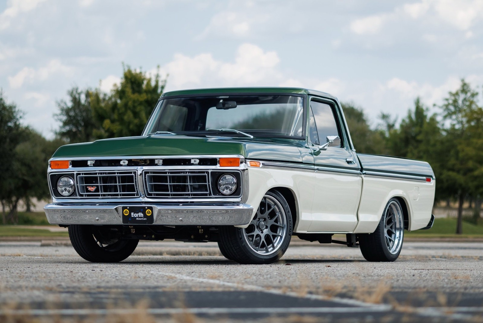 Ford-F-100-1973-Truck-1