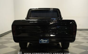 Ford-F-100-1975-Pickup-Truck-24