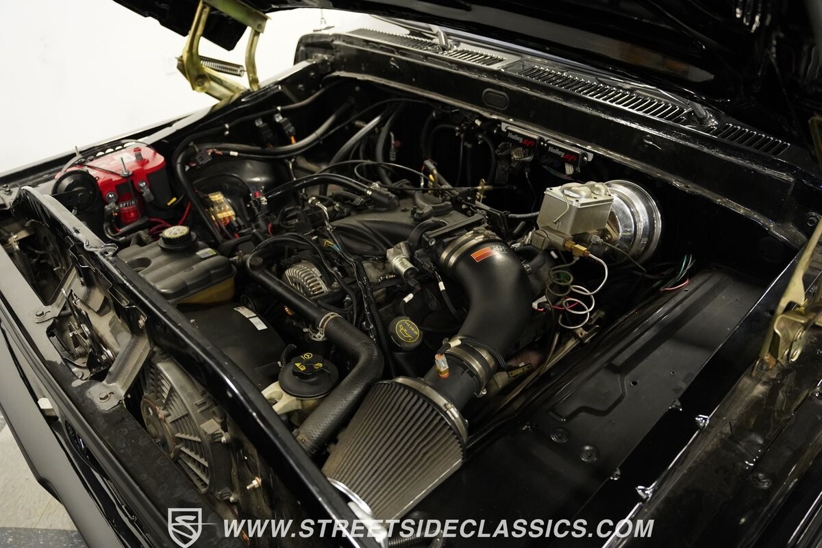 Ford-F-100-1975-Pickup-Truck-31