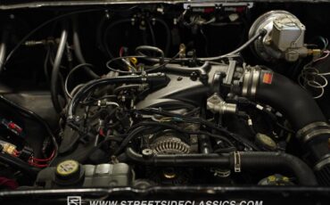 Ford-F-100-1975-Pickup-Truck-33