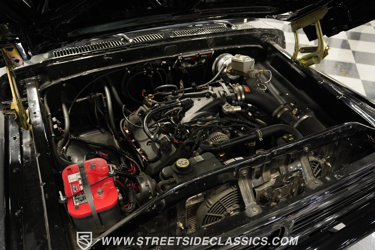 Ford-F-100-1975-Pickup-Truck-34