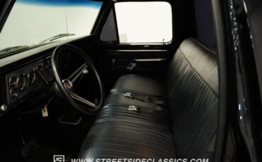 Ford-F-100-1975-Pickup-Truck-4