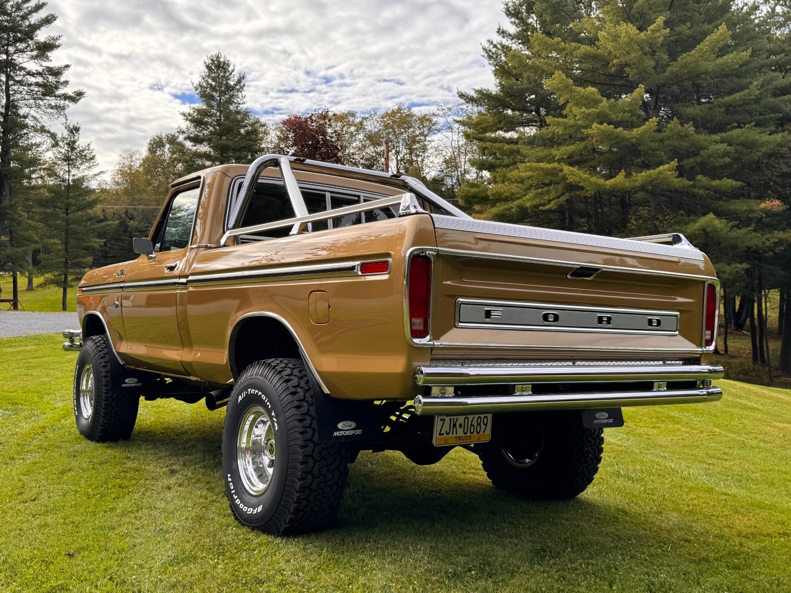Ford-F-150-1979-Standard-Cab-Pickup-8
