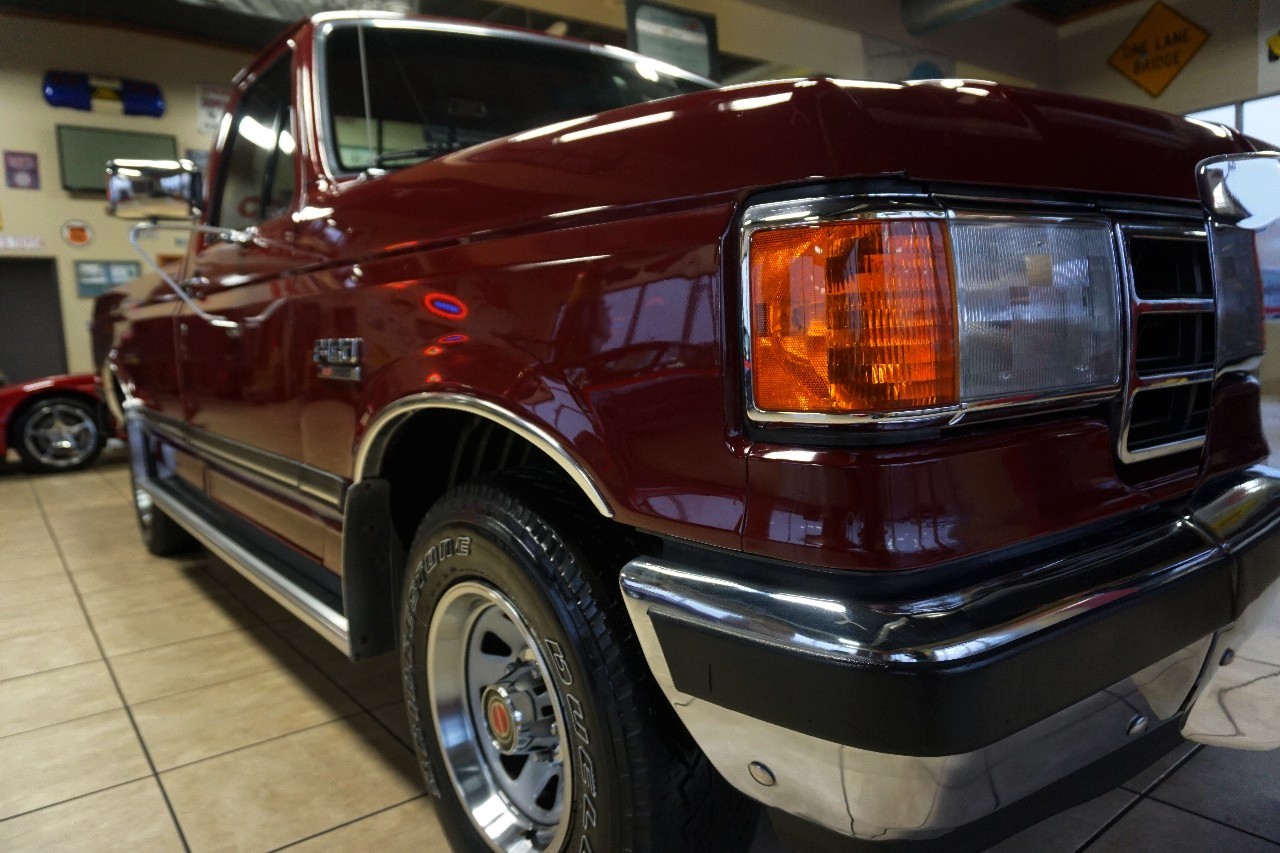 Ford-F-150-1990-Standard-Cab-Pickup-14