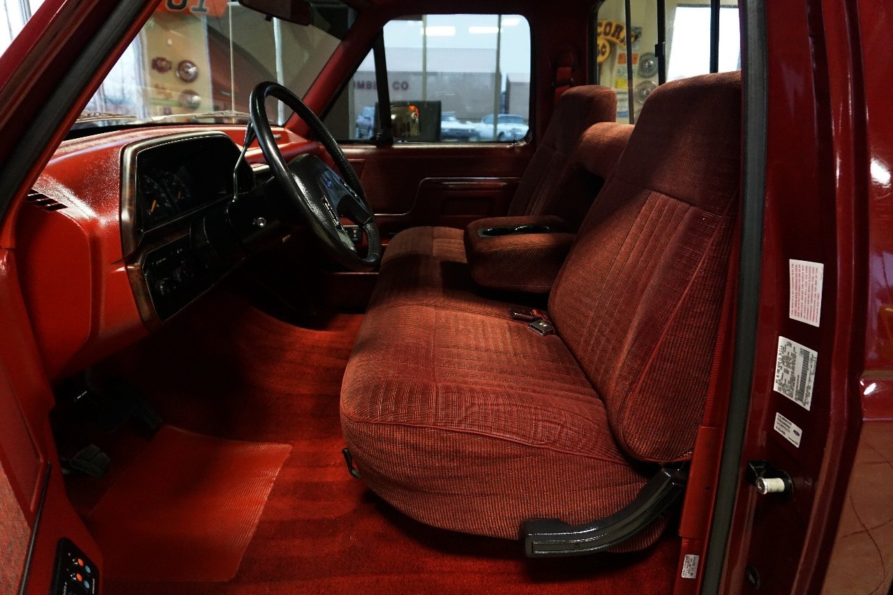 Ford-F-150-1990-Standard-Cab-Pickup-21