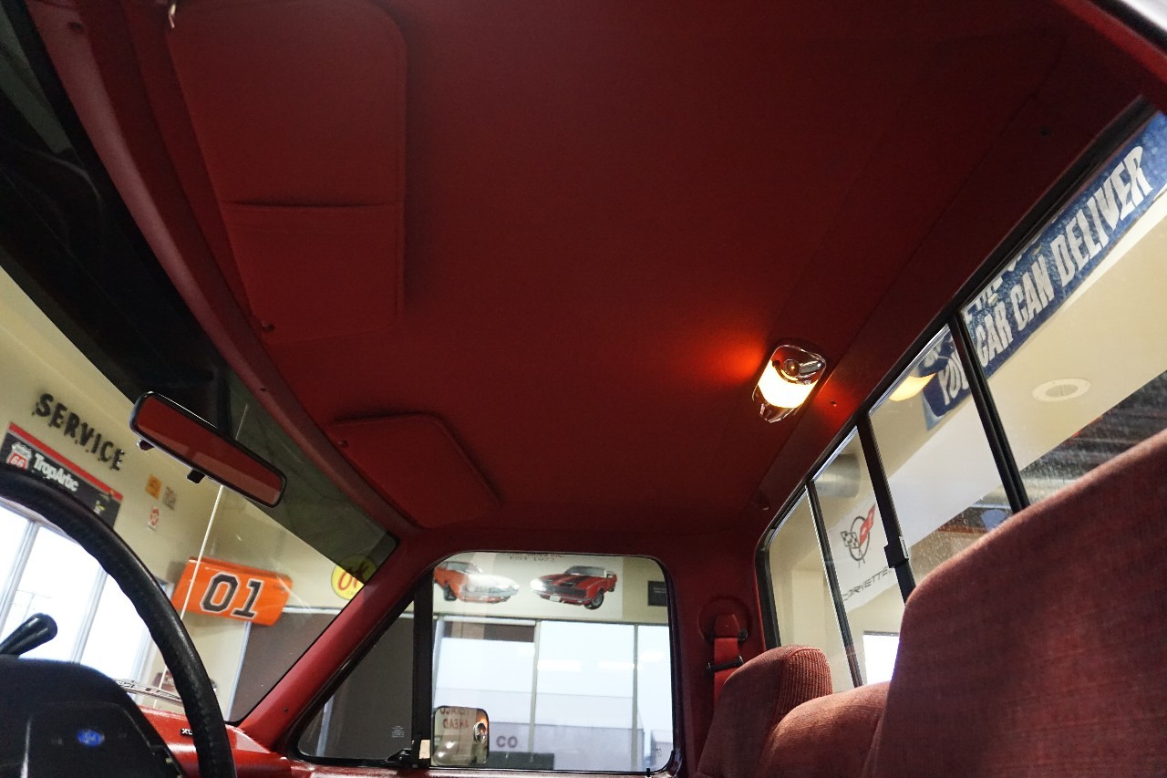 Ford-F-150-1990-Standard-Cab-Pickup-22