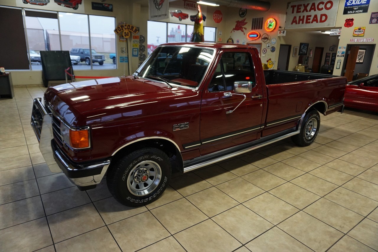 Ford-F-150-1990-Standard-Cab-Pickup-3