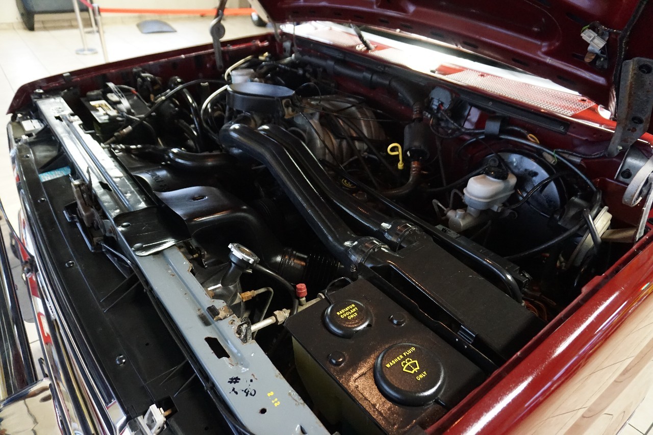 Ford-F-150-1990-Standard-Cab-Pickup-30