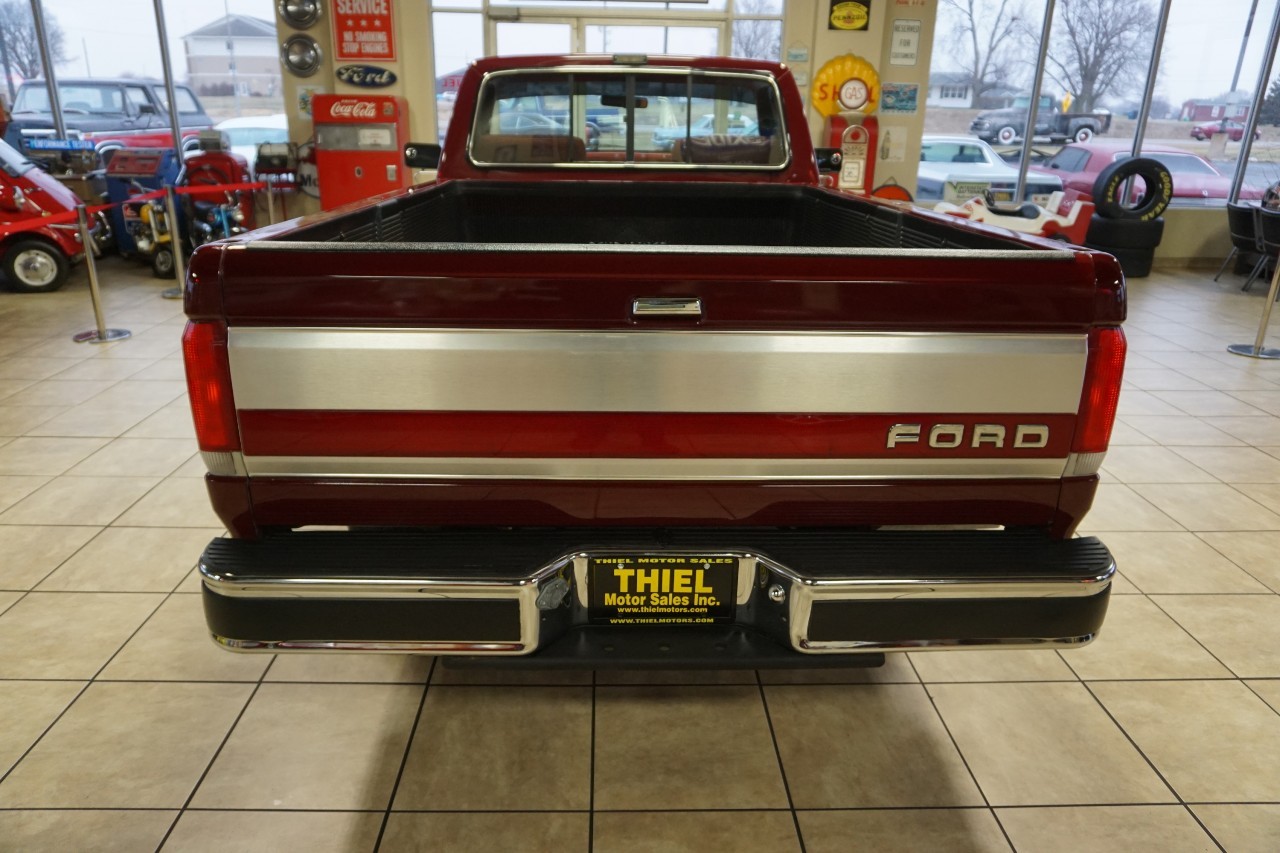 Ford-F-150-1990-Standard-Cab-Pickup-8