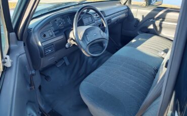 Ford-F-150-1993-Standard-Cab-Pickup-10