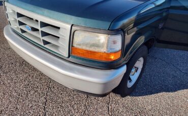 Ford-F-150-1993-Standard-Cab-Pickup-3