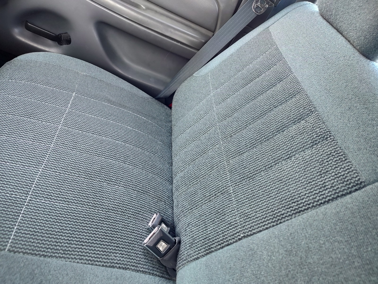 Ford-F-150-1993-Standard-Cab-Pickup-5