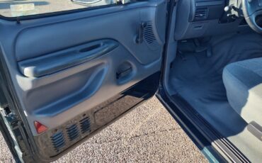 Ford-F-150-1993-Standard-Cab-Pickup-6