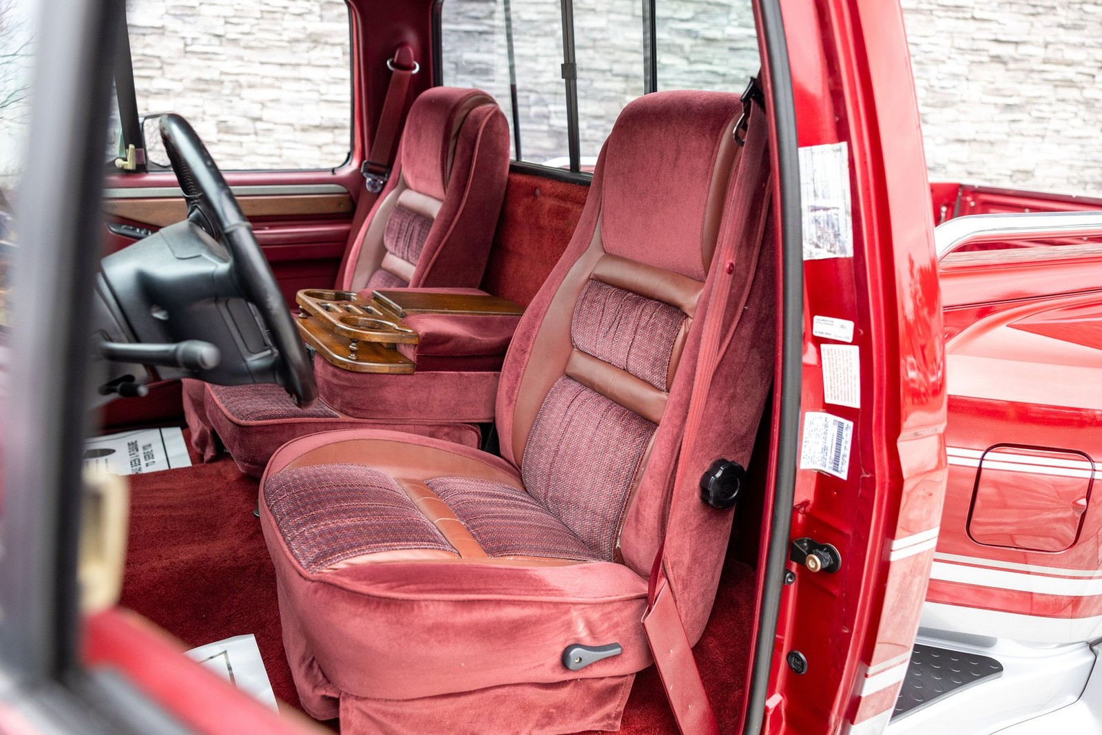 Ford-F-150-1994-Pickup-Truck-32