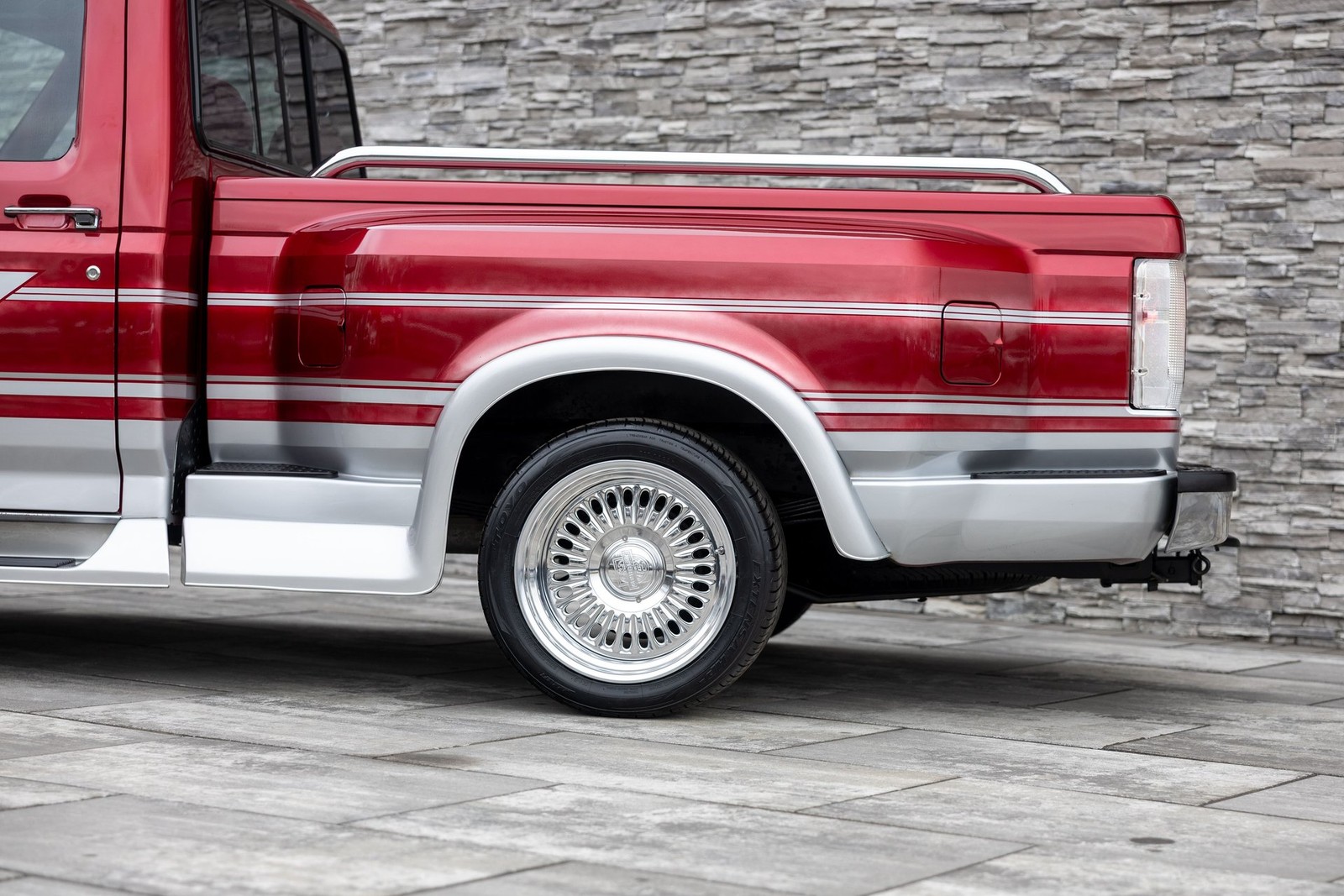 Ford-F-150-1994-Pickup-Truck-8