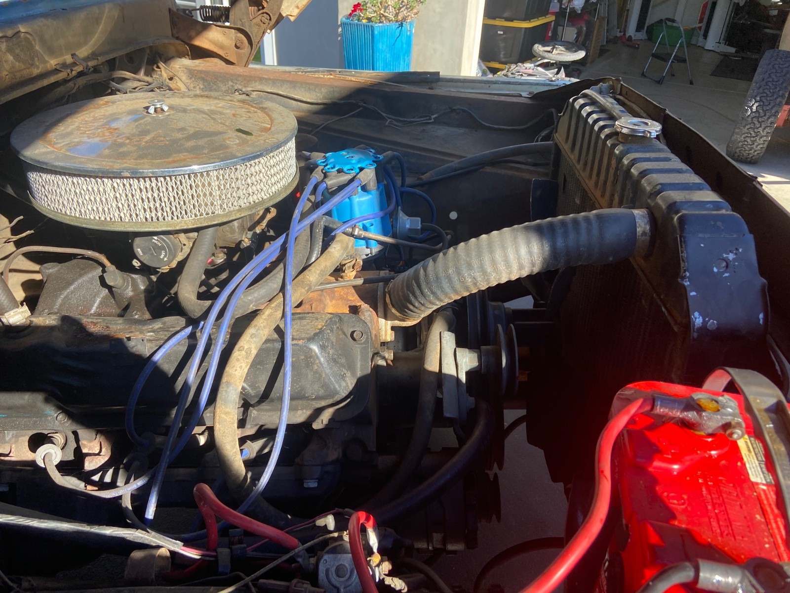 Ford-F-250-1965-Standard-Cab-Pickup-25