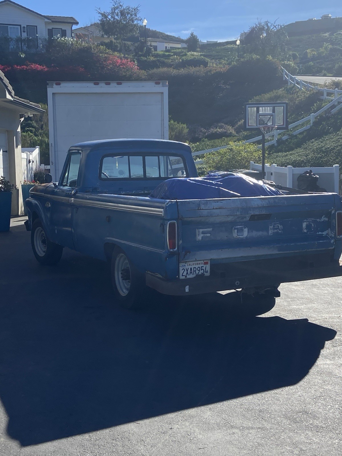 Ford-F-250-1965-Standard-Cab-Pickup-3