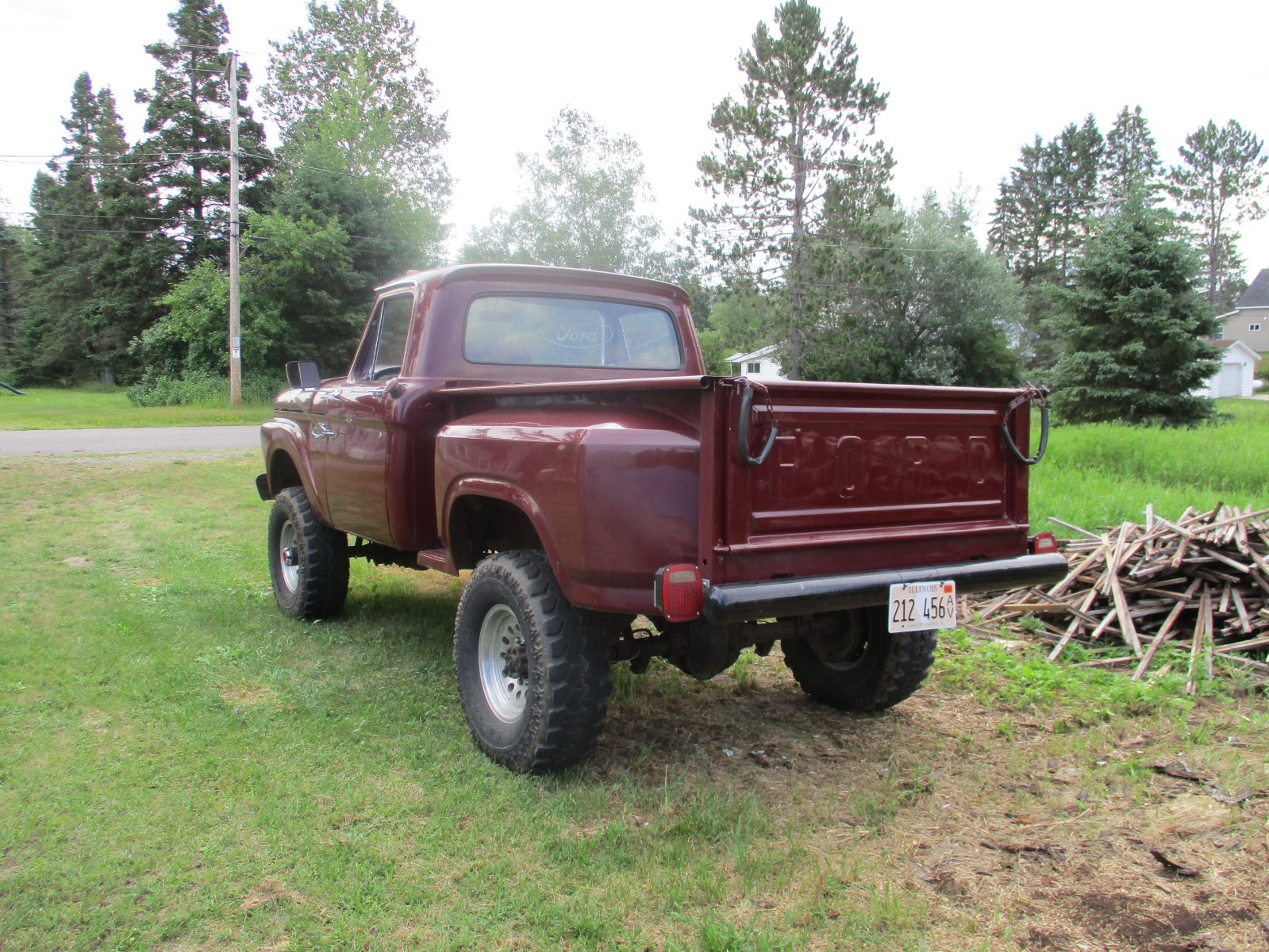 Ford-F-250-1966-Standard-Cab-Pickup-10