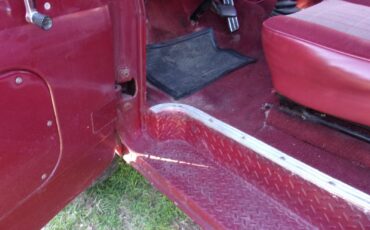 Ford-F-250-1966-Standard-Cab-Pickup-2