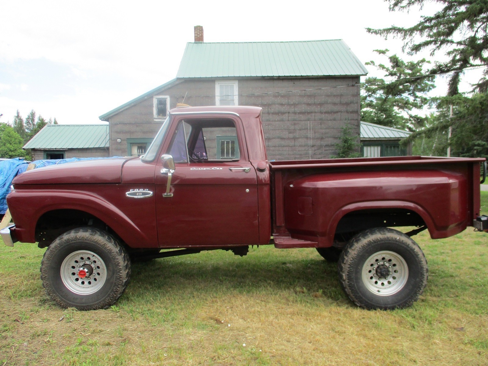 Ford-F-250-1966-Standard-Cab-Pickup-3