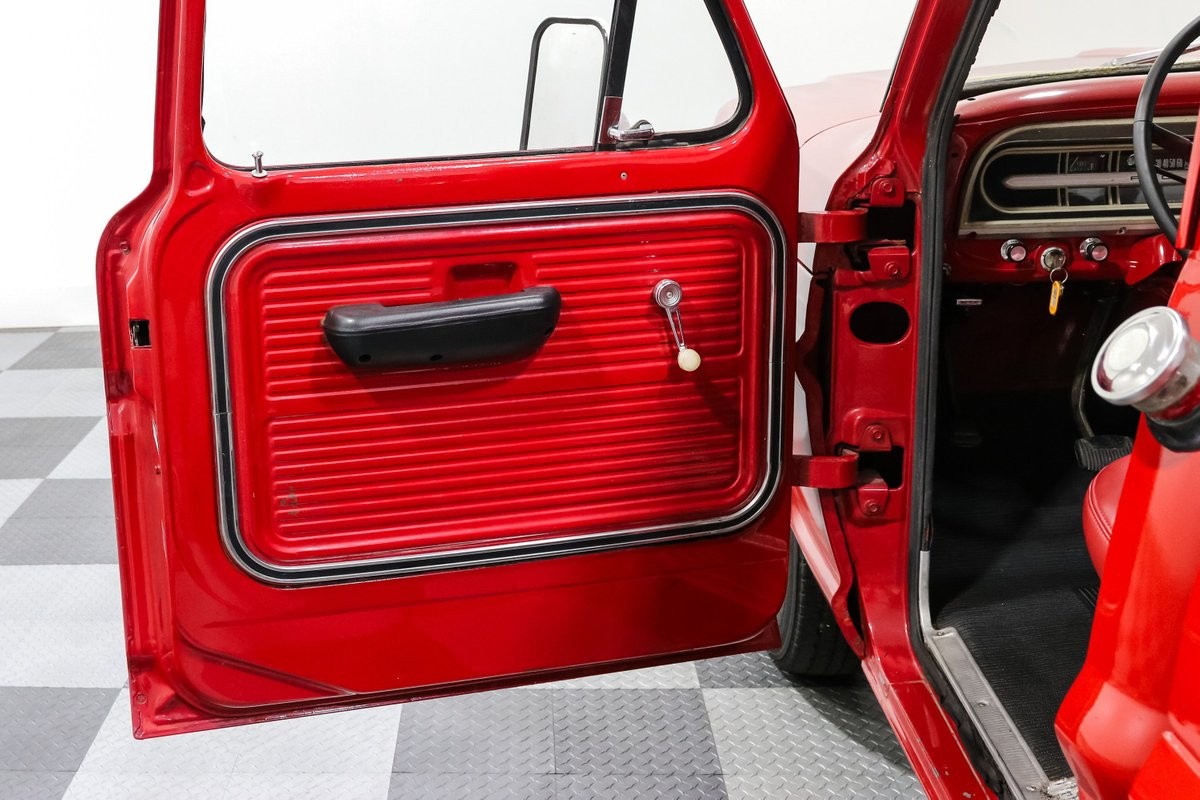 Ford-F-250-1968-Truck-11