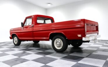 Ford-F-250-1968-Truck-4
