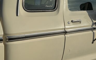 Ford-F-250-1977-Extended-Cab-Pickup-4