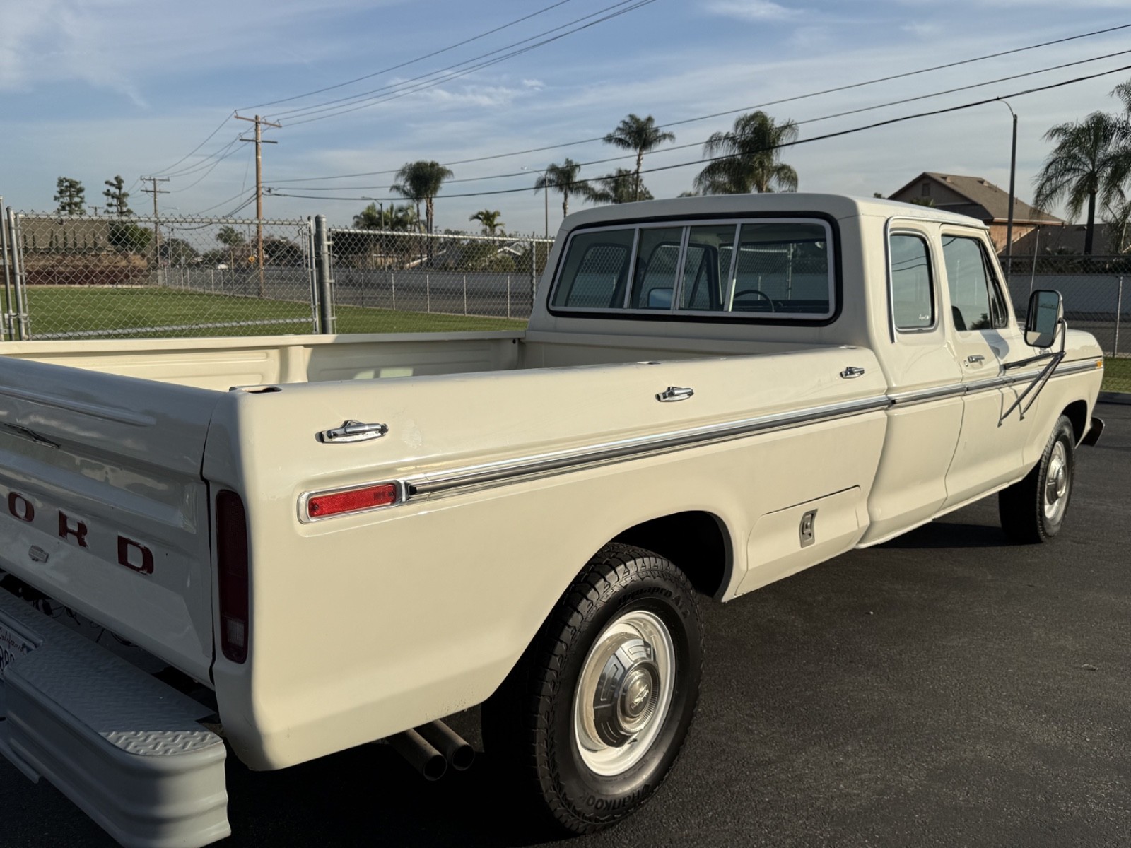 Ford-F-250-1977-Extended-Cab-Pickup-5