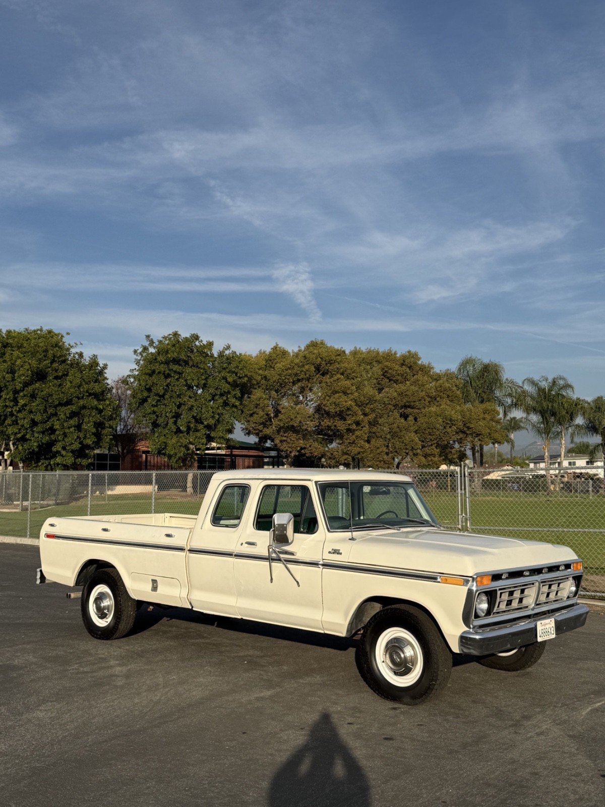 Ford-F-250-1977-Extended-Cab-Pickup