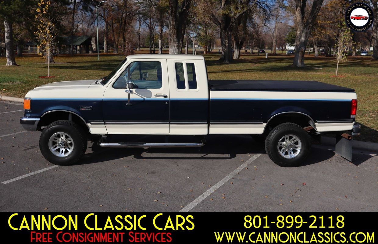 Ford-F-250-1988-Extended-Cab-Pickup-2