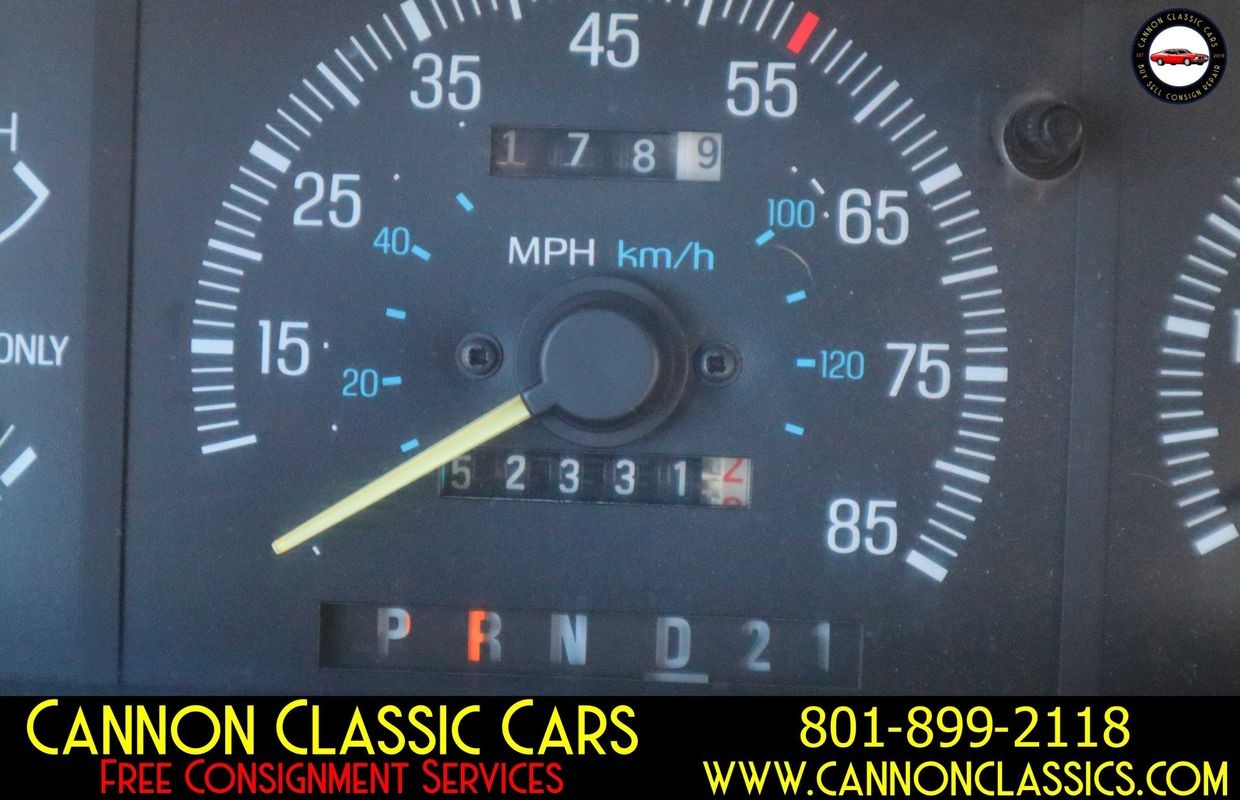 Ford-F-250-1988-Extended-Cab-Pickup-29